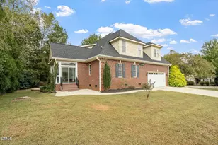 400 Charleston Dr, Clayton, NC 27527 - Photo 3