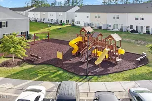 85 Little Leaf Ln, Clayton, NC 27527 - Photo 23