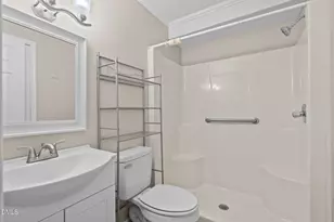 804 W Scotsdale Rd, Laurinburg, NC 28352 - Photo 35