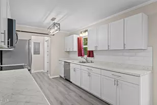 804 W Scotsdale Rd, Laurinburg, NC 28352 - Photo 15