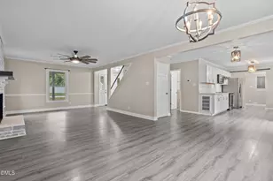 804 W Scotsdale Rd, Laurinburg, NC 28352 - Photo 11