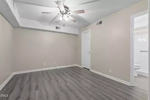 804 W Scotsdale Rd, Laurinburg, NC 28352 - Photo 21