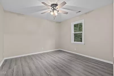 804 W Scotsdale Road, Laurinburg, NC 28352 - Photo 25