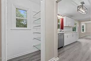 804 W Scotsdale Rd, Laurinburg, NC 28352 - Photo 17