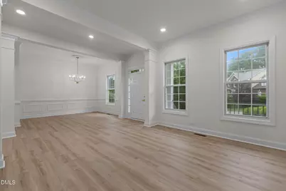 100 Citrus Place, Cary, NC 27519 - Photo 9