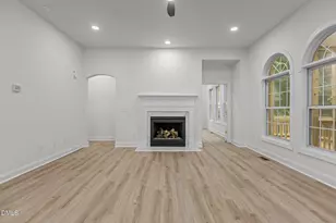 100 Citrus Pl, Cary, NC 27519 - Photo 15