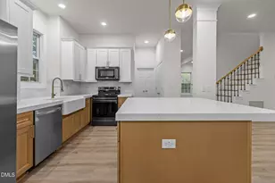 100 Citrus Pl, Cary, NC 27519 - Photo 19