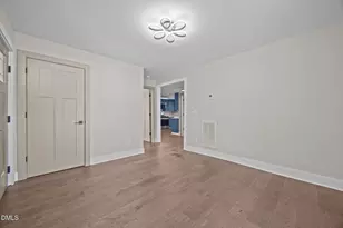 502 E Cleveland Street St, Dunn, NC 28334 - Photo 5