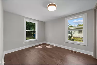 502 E Cleveland Street Street, Dunn, NC 28334 - Photo 9