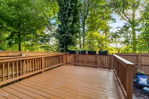 815 Kensington Dr, Cary, NC 27511 - Photo 31