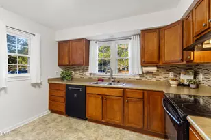 815 Kensington Dr, Cary, NC 27511 - Photo 13