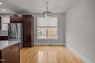 10529 Sablewood Dr, Raleigh, NC 27617 - Photo 9