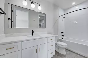 730 Hopkins St, Durham, NC 27701 - Photo 23