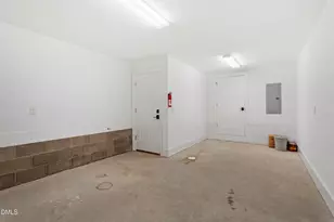 1103 Roosevelt Dr, Chapel Hill, NC 27514 - Photo 39