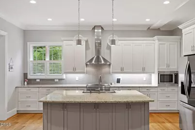 1103 Roosevelt Drive, Chapel Hill, NC 27514 - Photo 1