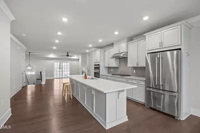 10210 Sablewood Drive #107, Raleigh, NC 27617 - Photo 13