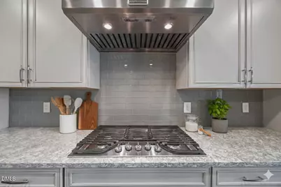 10210 Sablewood Drive #107, Raleigh, NC 27617 - Photo 5