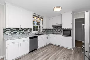 783 Galloway Dr, Fayetteville, NC 28303 - Photo 9