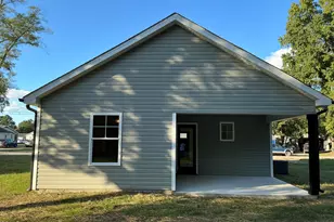 518 Crump St St, Smithfield, NC 27577 - Photo 3