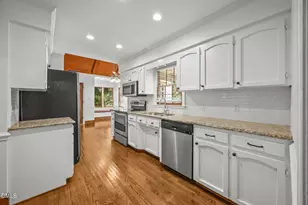 2204 Middlefield Ct, Raleigh, NC 27615 - Photo 11