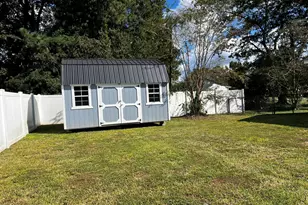 308 W Dixon St, Elm City, NC 27822 - Photo 21