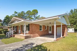 7522 Bridgeman Dr, Fayetteville, NC 28303 - Photo 3