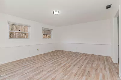 325 Bainbridge Circle, Garner, NC 27529 - Photo 7