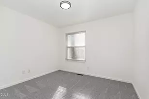 325 Bainbridge Cir, Garner, NC 27529 - Photo 13