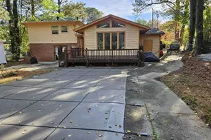 2212 Sanderford Rd, Raleigh, NC 27610 - Photo 3