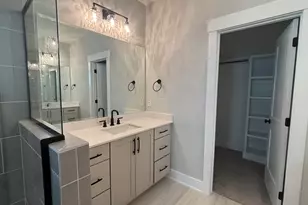 200 E Moore St, Apex, NC 27502 - Photo 21