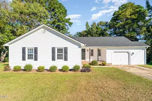 110 Rose Cir, Dunn, NC 28334 - Photo 5