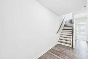 2709 Chert Ln, Raleigh, NC 27610 - Photo 9