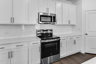 188 Fishing Pier Wy, Lillington, NC 27546 - Photo 9