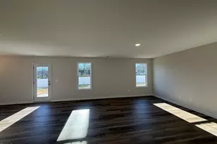 22 E Emily Gardens Dr, Selma, NC 27576 - Photo 3