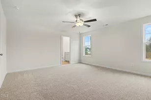 22 E Emily Gardens Dr, Selma, NC 27576 - Photo 19