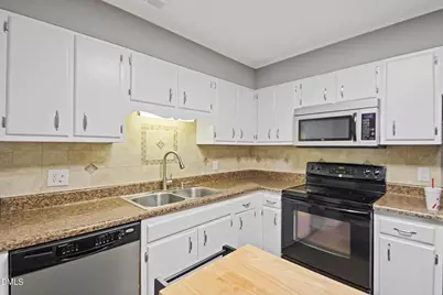 5909 Spinner Road, Hope Mills, NC 28348 - Photo 11