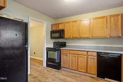 5804 Nottoway Court #E, Raleigh, NC 27609 - Photo 9