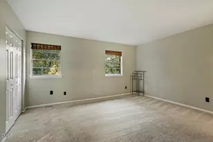 5804 Nottoway Ct, Raleigh, NC 27609 - Photo 15