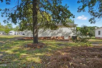 27 Tryon Ct W, Spring Lake, NC 28390 - Photo 29