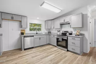 27 Tryon Ct W, Spring Lake, NC 28390 - Photo 13