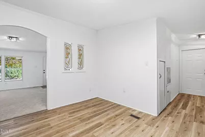 27 Tryon Ct W, Spring Lake, NC 28390 - Photo 11