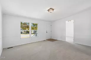 27 Tryon Ct W, Spring Lake, NC 28390 - Photo 7