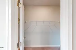 2710 Hunter Woods Dr, Apex, NC 27502 - Photo 15