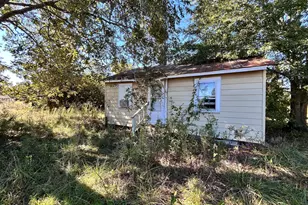 523 3rd St, Vanceboro, NC 28586 - Photo 3