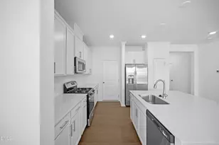 2921 Hickory Fld Dr, Raleigh, NC 27616 - Photo 11