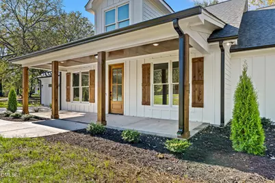 321 W Noble Street, Louisburg, NC 27549 - Photo 5