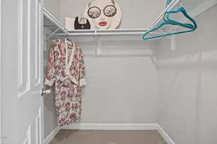 5935 Sentinel Dr, Raleigh, NC 27609 - Photo 23