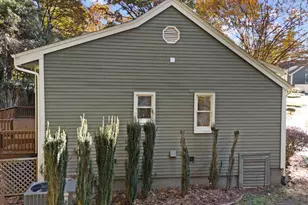 5935 Sentinel Dr, Raleigh, NC 27609 - Photo 31