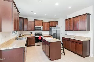 140 Hickory Run Ln, Youngsville, NC 27596 - Photo 7