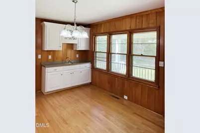 1004 W Divine Street, Dunn, NC 28334 - Photo 9